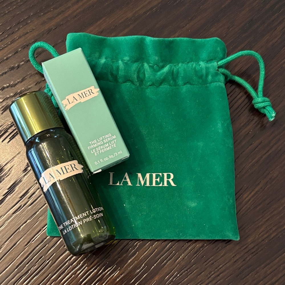 LA MER Travel Size / Samples with Velvet Bag. Brand New.